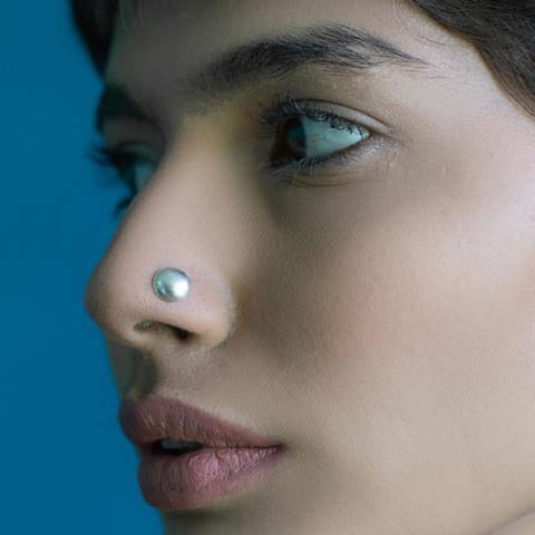 Baka - TUSCANY Dot Nose Pin