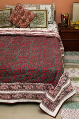 SootiSyahi 'Crimson Crush' Handblock Printed Double bed Quilt