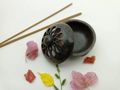Al Maun | Salwah | Marble Natural Multicolor Soapstone | Handmade Round Lattice Craft | Multiusage Incense Holder for Nut & Spices, Storage Jewellery and Ornament Box