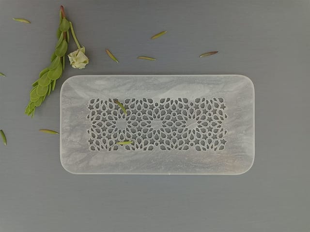 Al Maun | Faris | Marble Natural White Alabaster Soapstone | Handmade Rectangle Lattice Craft | Decorative Multipurpose Tray | Jewellery, Storage, Table & Serving Tray | For Your Home Decor & Dining