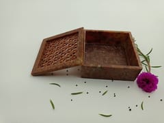 Al Maun | Harib | Marble Natural Multicolor Soapstone | Handmade Square Lattice Craft | Jewellery and Ornament Storage Box