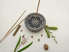 Al Maun | Manora | Marble Natural Multicolor Soapstone | Handmade Round Lattice Craft | Multiusage Incense Holder For Nut & Spices, Storage Jewellery and Ornament Box