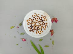 Al Maun | Hala | Marble Natural White Alabaster Soapstone | Handmade Round Lattice Craft | Multiusage Box For Nut & Spices