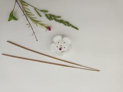 Al Maun | Lotus Incense Stick / Agarbatti Stand | Aaka