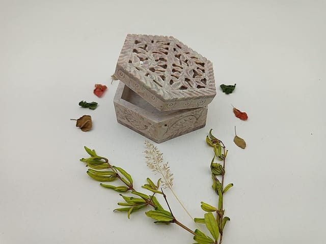 Al Maun | Avye | Handmade Soapstone Multiuse Box for Nut & Spices & Jewelry