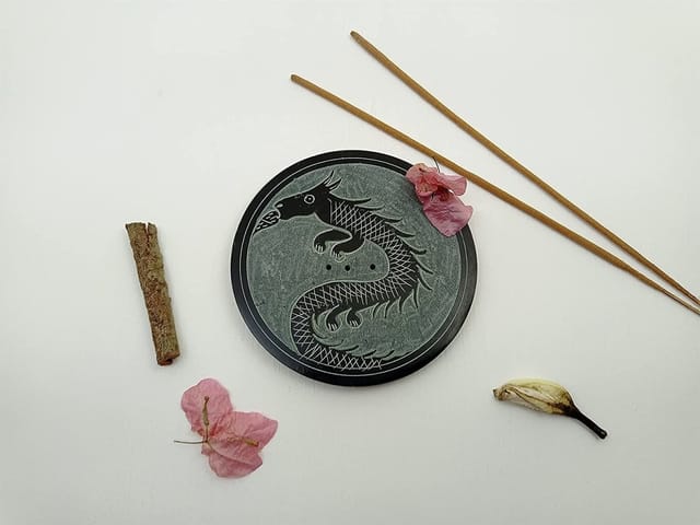 Al Maun | Iqrit | Marble Natural Black Soapstone | Handmade Round Floral Carving Craft | Incense Stick Holder | Agarbatti Stand | for Home Fragrance & Home Decor