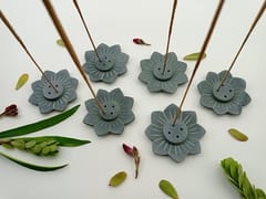 Al Maun | Gizeh | Marble Natural Grey Soapstone | Handmade Lotus Shap Hand Carved Craft | Lotus Incense Stick Holder | Agarbatti Stand | for Home Fragrance & Home Decor | Set of 6