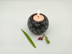 Al Maun | T-Light & Candle Holder | Soapstone | Aala