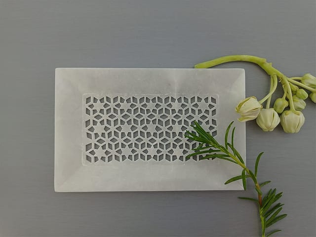 Al Maun | Nafi | Marble Natural White Alabaster Soapstone | Handmade Rectangle Lattice Craft | Decorative Multipurpose Tray | Jewellery, Storage, Table & Serving Tray | For Your Home Decor & Dining