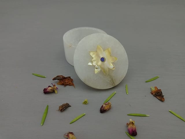 Al Maun | Azzam | Marble Natural White Alabaster Soapstone | Handmade Round Inlay Craft | Multiusage Box For Nut & Spices, Storage Jewellery and Ornament Box