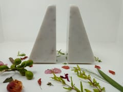 Al Maun | Ril | Hand Carved Bookend | Made With Marble