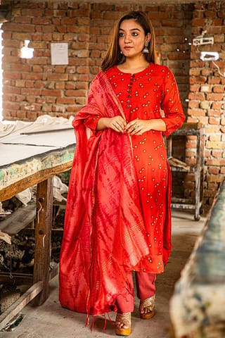 Sootisyahi-HANDBLOCK PRINTED CHANDERI KURTI