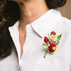 Nandnistudio - Maroon flowers brooch - made to order, dispatch time 2-3 weeks