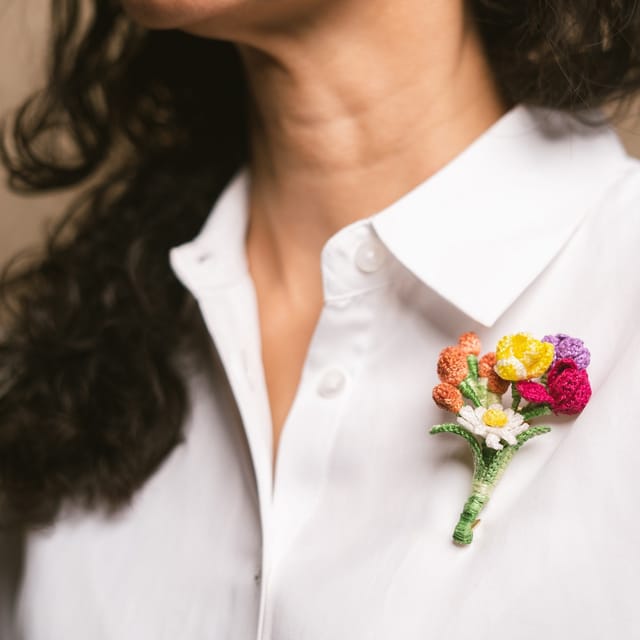 Nandnistudio - Bunch of flowers brooch - made to order, dispatch time 2-3 weeks