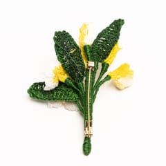 Nandnistudio-White flowers brooch - made to order, dispatch time 2-3 weeks