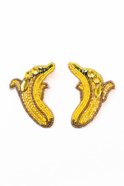 Nandnistudio - Banana Beadded Earrimgs