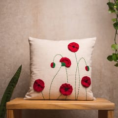 Nandnistudio - Crochet red poppies cushion cover - Beige