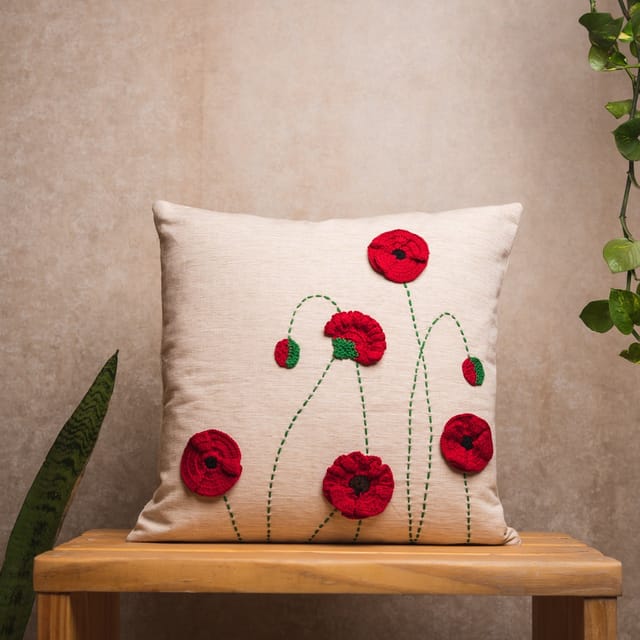 Nandnistudio - Crochet red poppies cushion cover - Beige