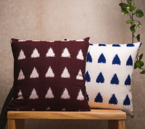 Nandnistudio - Ikat Triangles -Cushion Covers