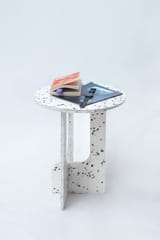 Minus Degre - Artek I DIY Recycled Plastic Side Table