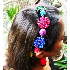 Juhi Malhotra-Exquisite Beaded Hair Accessory