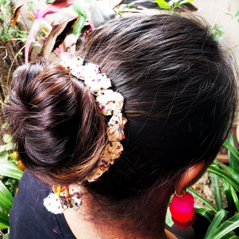Juhi Malhotra-Serene White Beaded Hair Accessory