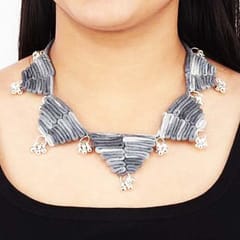 Juhi Malhotra-Shaded Grey Choker