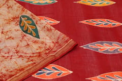 Anoothi-A Handpainted Batik Maheshwari Silk Cotton Saree in Red and Beige