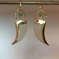 Baka - AVANI Gold Faux Tiger Claw Green Royal Earrings