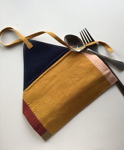 UMW - Roll-On Cutlery Holder