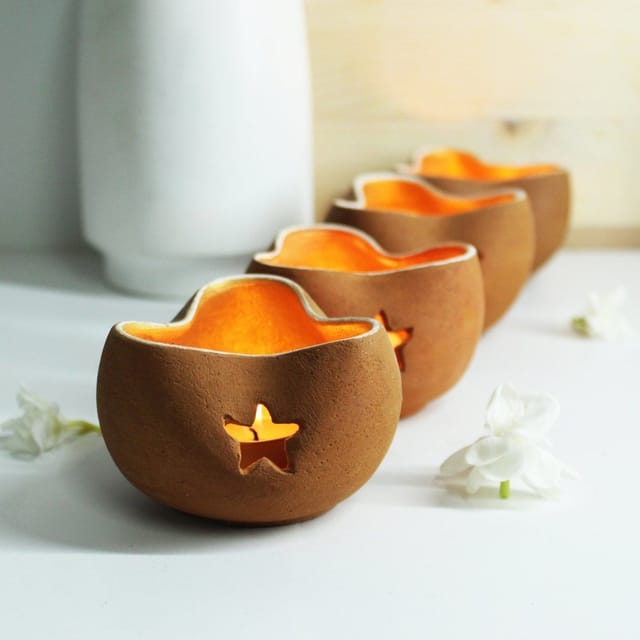 Craftlipi-Chirag 3 Candle Holder  Set of 4 + 12 tealights FREE