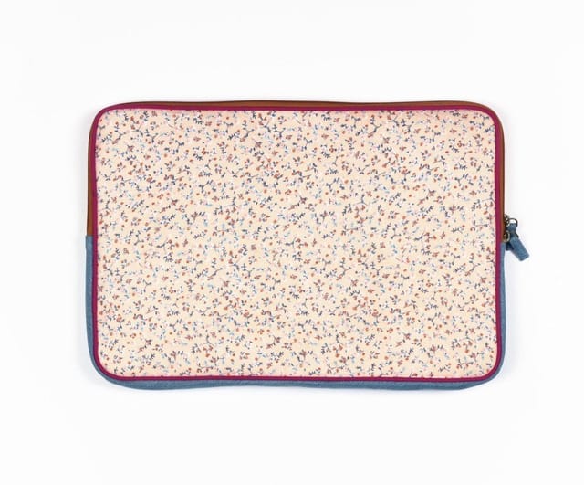 UMW - Peachy Bliss,  Laptop Sleeve