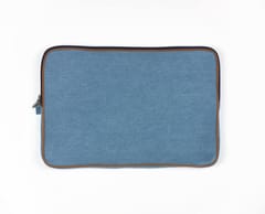 UMW - Blue n White, Laptop Sleeve