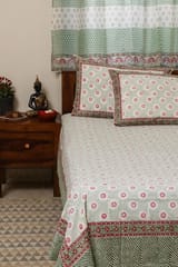 Sootisyahi 'Floral Dreams' Handblock Printed Cotton Bedsheet