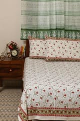 Sootisyahi 'Dream of Lily' Handblock Printed Cotton Bedsheet