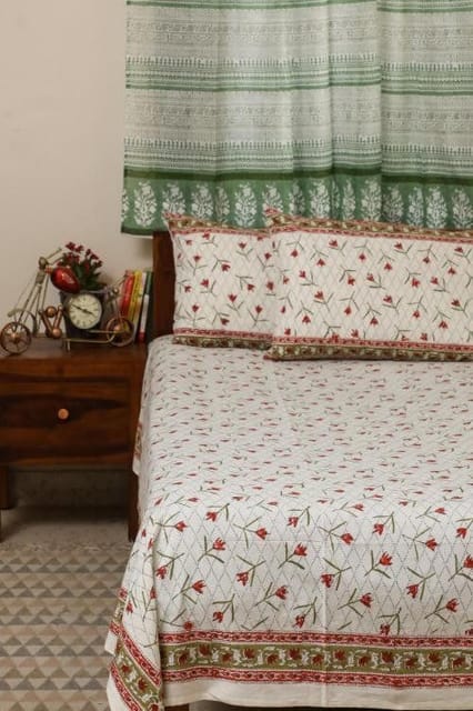 Sootisyahi 'Dream of Lily' Handblock Printed Cotton Bedsheet