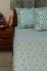 Sootisyahi 'Floral Ambar' Handblock Printed Cotton Bedsheet