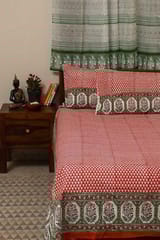 Sootisyahi 'Trumpet Creeper' Handblock Printed Cotton Bedsheet