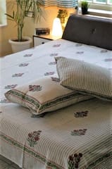 Sootisyahi 'Garden Climbers' Handblock Printed Cotton Bedsheet