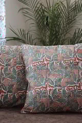 Sootisyahi 'MadhuMalti' Handblock Printed Cotton Cushion Cover Set