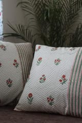 Sootisyahi 'Daisy' Floral Blossom' Handblock Printed Cotton Cushion Cover Set