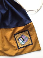 UMW - Quirky Pants Multipurpose Bag