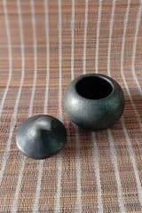 Terracotta by Sachii "Longpi Black Pottery Sauce Pots Set of 2"