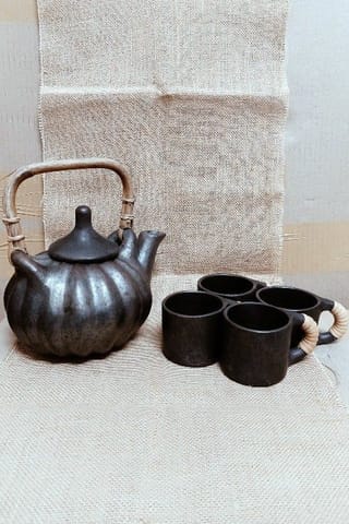 Terracotta by Sachii "Longpi Black Pottery Pumpkin Teaset"