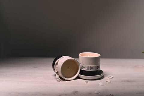Vata Living-Hand Poured Soy Wax Candles- Tuberose
