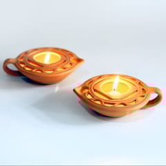 Craftlipi-QUEEN DIYA Candle Holder Set of 2 + 12 HD Candles FREE