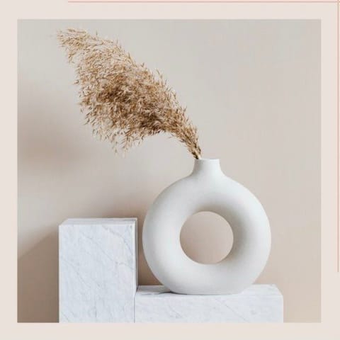 Country Clay-Donut Vase (Small) Made of Ceramic by Country Clay
