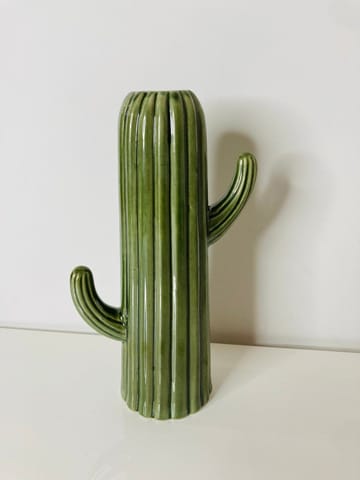 Country Clay-Cactus Planter (Green, Large) Made of Ceramic by Country Clay