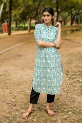 Sootisyahi 'Garden Glory' Azofree Handblock Printed Pure Cotton Kurti