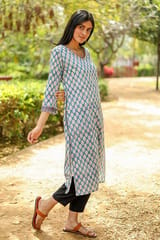 Sootisyahi 'Verdant Floret' Azofree Handblock Printed Pure Cotton Kurti